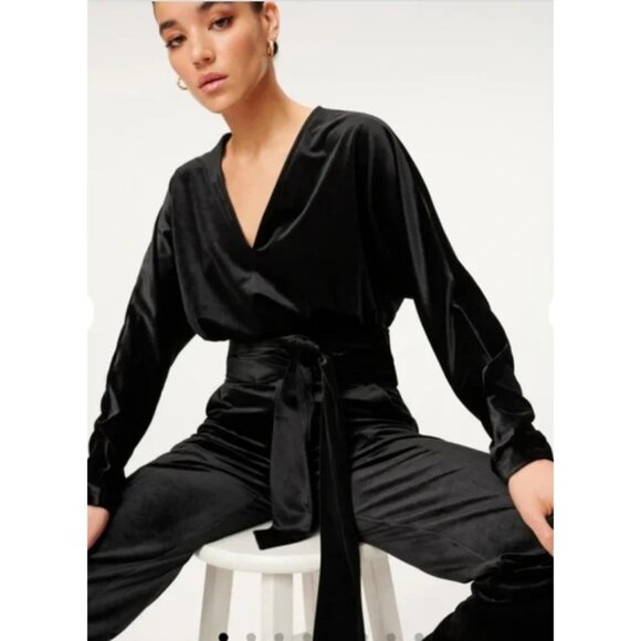 NWT Good American Dolman Velour Top In Black Size 2 - Picture 1 of 13